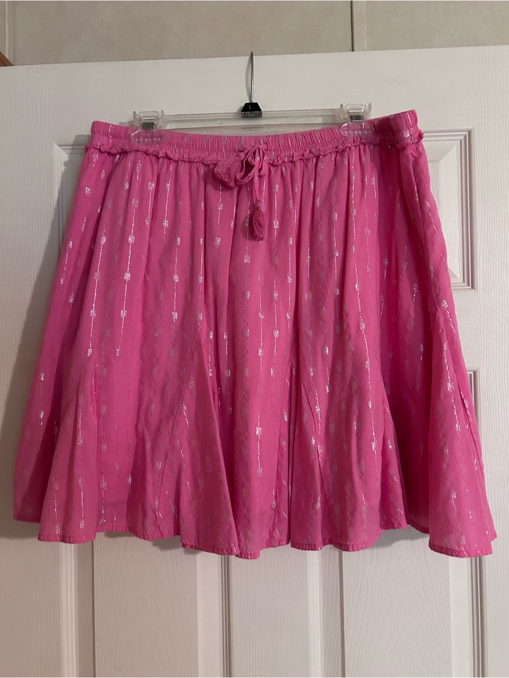 crown & ivy Hot Pink Metallic-Accent Flutter Skirt